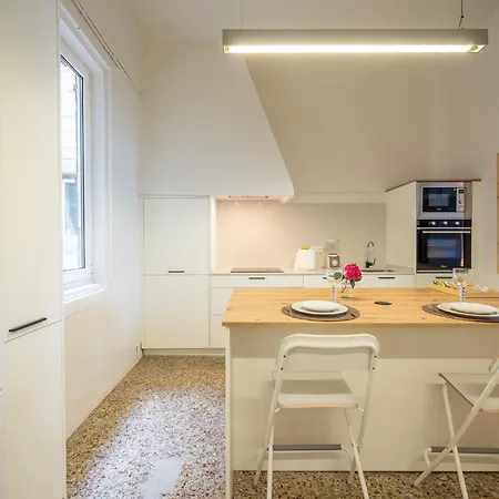 Apartamento Vistas Al Nautico Y Paseo Maritimo De *