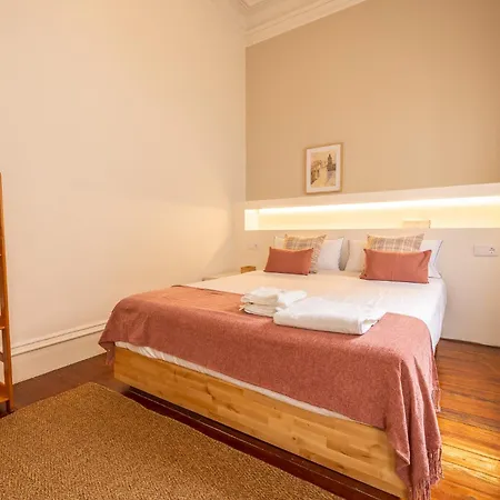 Vistas Al Nautico Y Paseo Maritimo De