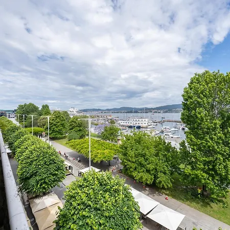 Apartamento Vistas Al Nautico Y Paseo Maritimo De *
