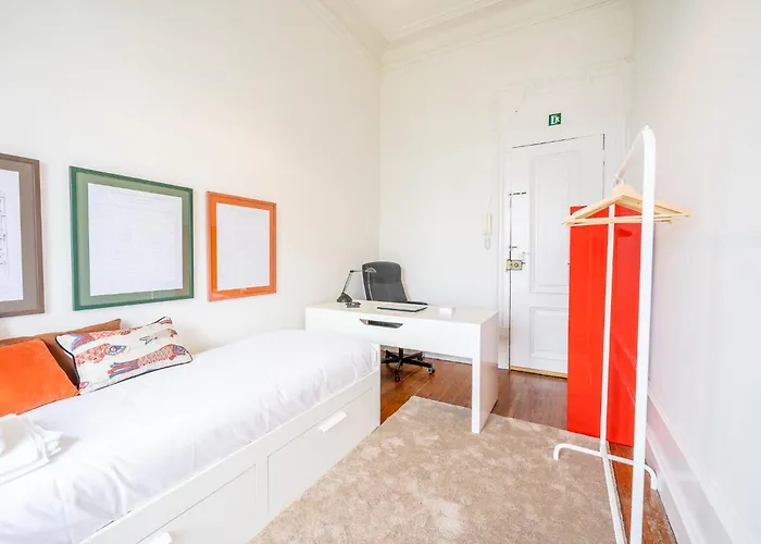 Vistas Al Nautico Y Paseo Maritimo De Apartmán