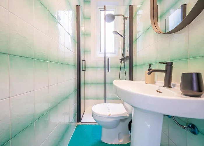 Vistas Al Nautico Y Paseo Maritimo De Apartmán