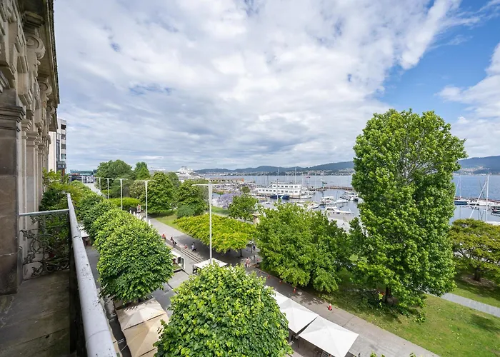 Apartmán Vistas Al Nautico Y Paseo Maritimo De *